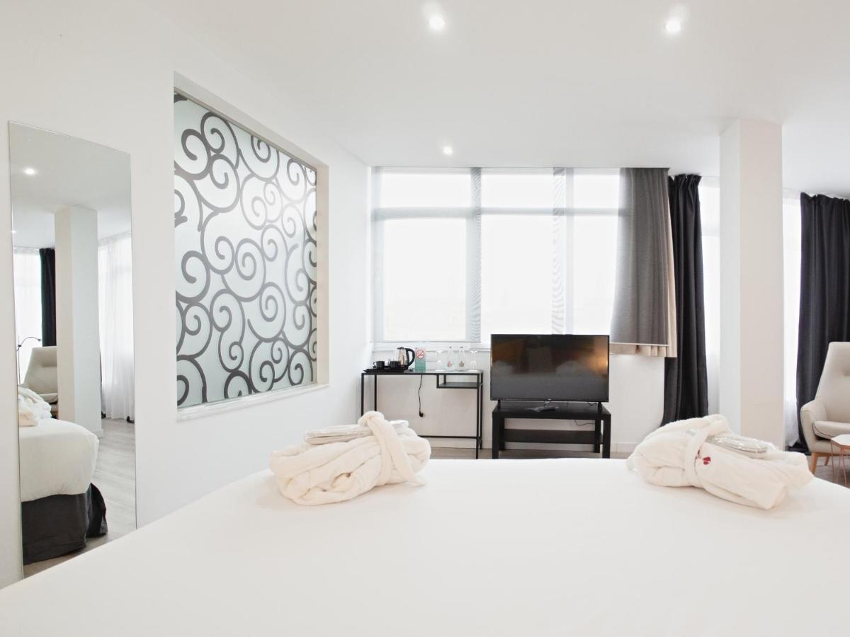 Hotel Pasarela 4*