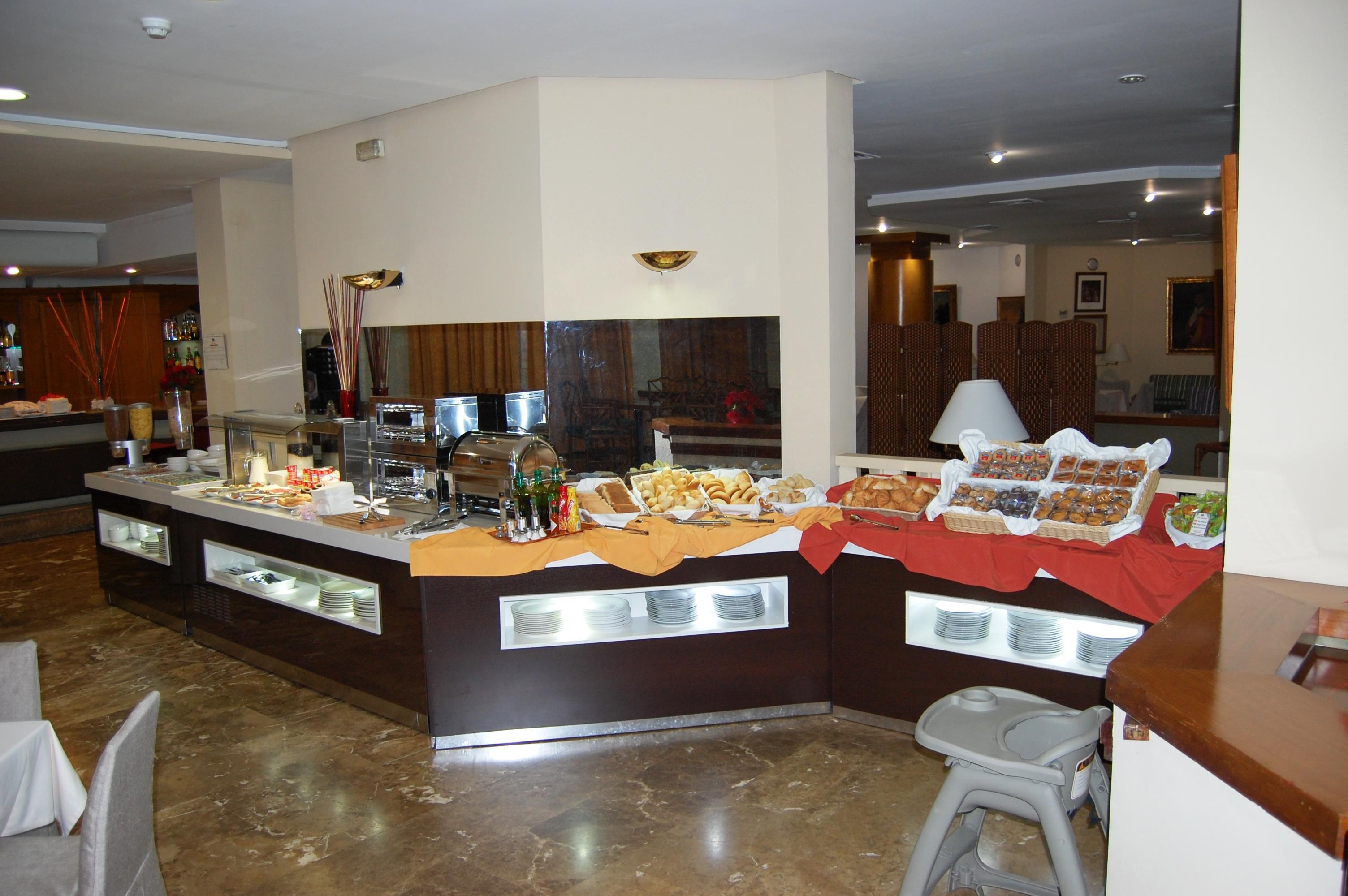 Hotel Pasarela 4*