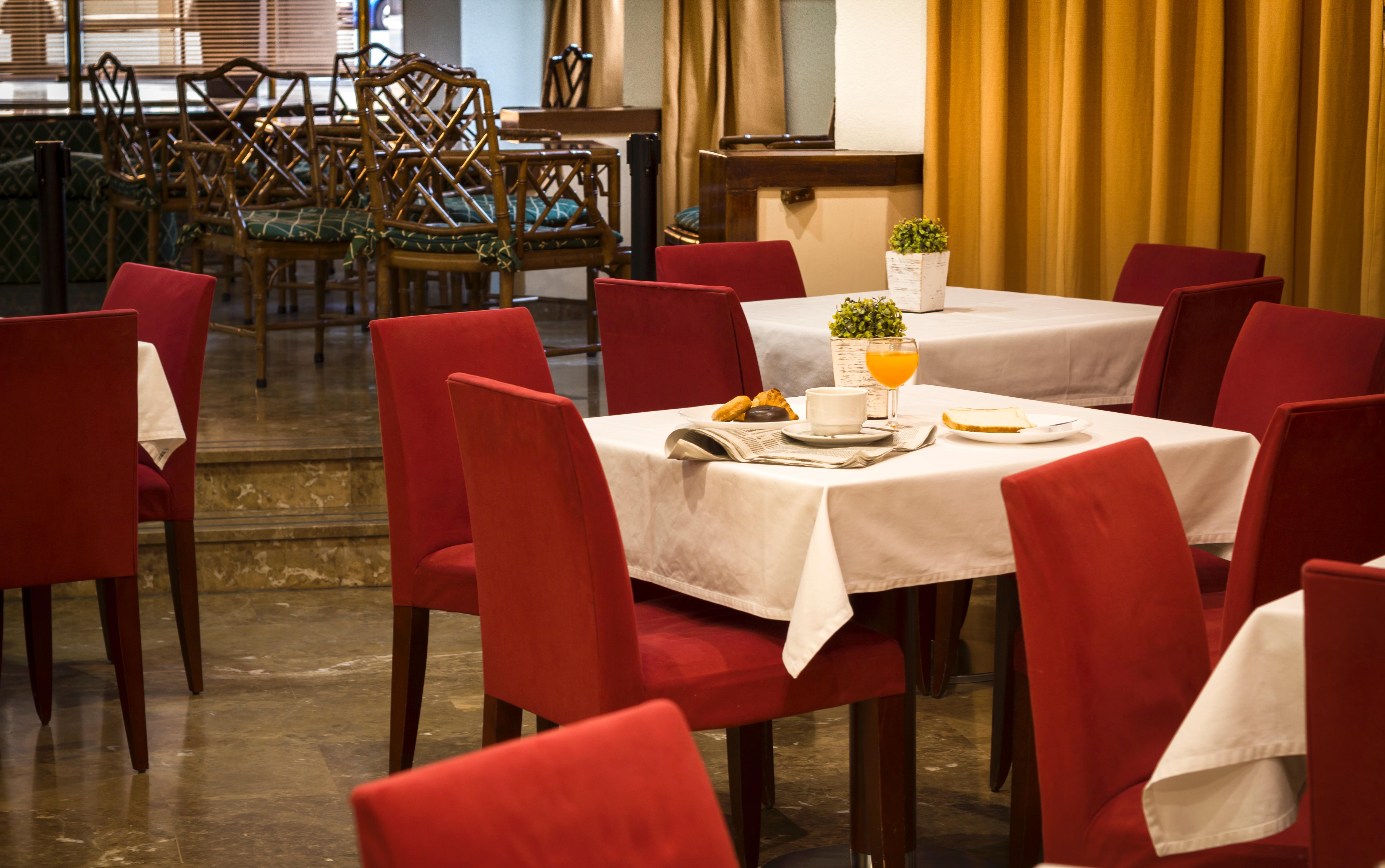 Hotel Pasarela Sevilla